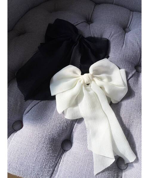 RESEXXY（リゼクシー）の「シアービックリボンバレッタ（バレッタ/ヘアクリップ・レディース・ホワイト/ブラック・FREE）」の3枚目の写真