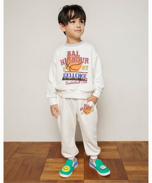 BREEZE（ブリーズ）の「【セットアップ可】バリエーショントレーナー（スウェット・キッズ・グリーン/ラベンダー/キナリ/チャコール/イエロー/オレンジ/ネイビー/ブルー・110/100/90/80/150/140/130/120）」の9枚目の写真