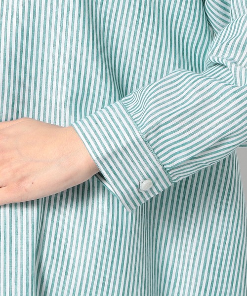 Grand PARK（グランドパーク）の「【柔らかくさらさらが続くリネンシリーズ】　スキッパー長袖シャツ（ストライプ）（シャツ/ブラウス・レディース・ブラック系/グリーン系・MEDIUM/LARGE）」の4枚目の写真