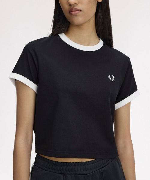 FRED PERRY(フレッドペリー)の「Cropped Ringer T-Shirt/クロップドTシャツ(Tシャツ/カットソー・レディース・グリーン/ホワイト/ピンク/ネイビー/マルーン/ブラック・10)」の19枚目の写真