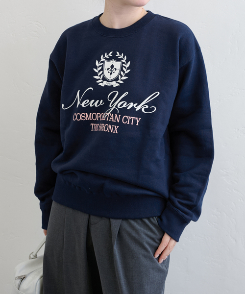 ALORE（アローレ）の「ALORE/アローレ 別注 LOGO SWEATS プルオーバー（スウェット・レディース・ライトグレー/ネイビー/サックスブルー・FREE）」の2枚目の写真