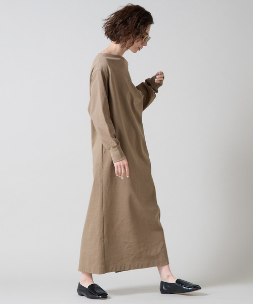 Liesse（リエス）の「オフショルダーロングワンピース（ワンピース・レディース・モカ/チャコールグレー・FREE）」の10枚目の写真