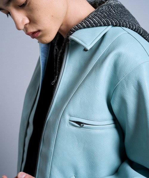 Camphor wood（カンファーウッド）の「short length zipped PU-leather 