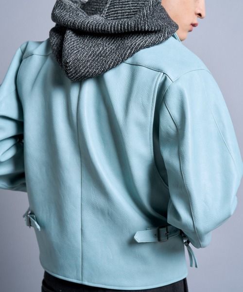 Camphor wood（カンファーウッド）の「short length zipped PU-leather