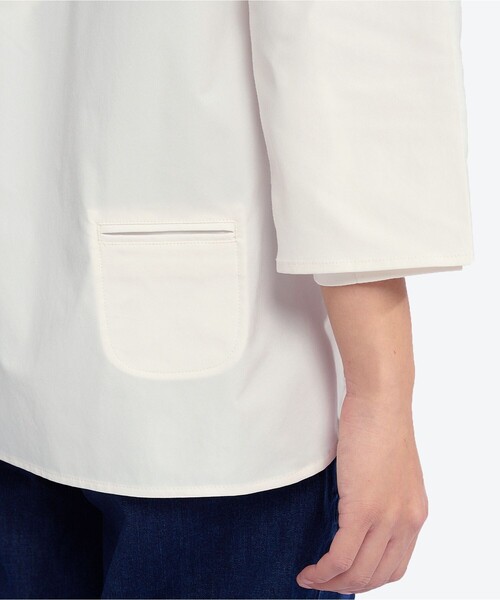 AIGLE（エーグル）の「速乾 SOLOTEX ワンポイントロゴ ロングスリーブプルオーバーノーカラーシャツ（シャツ/ブラウス・レディース・ホワイト/ダークブルー/ベージュ・36/40/34/38）」の5枚目の写真