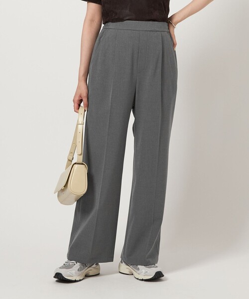 green label relaxing（グリーンレーベルリラクシング）の「【WEB限定】＜at ease＞オルマイ ワイド パンツ -マシンウォッシャブル・ストレッチ・帯電防止-（その他パンツ・レディース・ベージュ/ネイビー/ブラック/グレー・SHORT/34/36/38/40/42/TALL）」の14枚目の写真