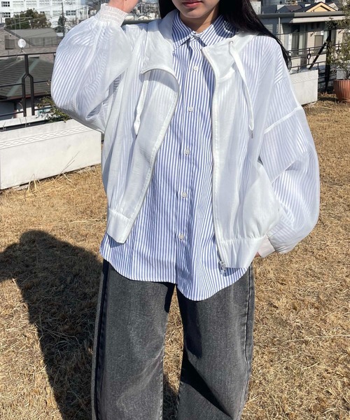 AS KNOW AS plus（アズノゥアズプラス）の「●【軽量】フーディボリュームシアーブルゾン（ブルゾン・レディース・アイボリー/ブラック/グレイッシュベージュ/ブルー・FREE）」の10枚目の写真