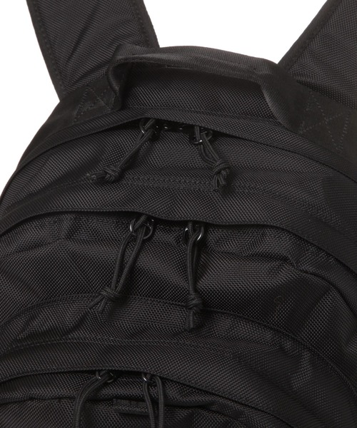 NEW ERA(ニューエラ)の「【NEW ERA(ニューエラ)】キャリアパック 35L(バックパック/リュック・メンズ・ブラック・FREE)」の5枚目の写真