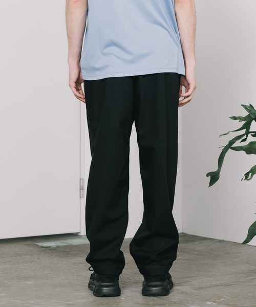 Gramicci（グラミチ）の「【日本限定モデル】Gramicci/グラミチ T/C TWILL TUCK TAPERED PANT テーパードパンツ 2026年春夏（チノパンツ・メンズ・ベージュ/ホワイト/ブラック/チャコール/ダークブラウン・S/XL/L/M）」の17枚目の写真