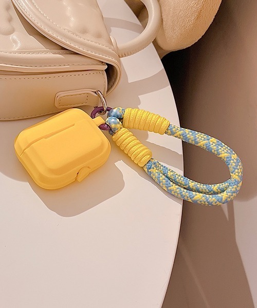 Fun & Daily(ファンアンドデイリー)の「カラーストラップ&シリコンケース AirPods Pro 2 第2世代(ヘッドフォン/イヤホン・レディース・ベージュ/イエロー/ミント/ピンク・FREE)」の9枚目の写真