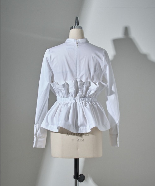 ERADIE(エラディエ)の「Raffle Peplum Top ラッフルペプラムTOP(シャツ/ブラウス・レディース・ストライプ/ホワイト/ブラック・FREE)」の15枚目の写真