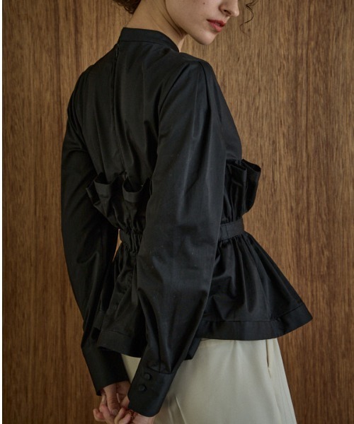 ERADIE(エラディエ)の「Raffle Peplum Top ラッフルペプラムTOP(シャツ/ブラウス・レディース・ストライプ/ホワイト/ブラック・FREE)」の11枚目の写真