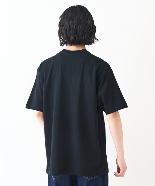 HANES(ヘインズ)の「【HANES/ヘインズ】【7.0oz 究極の先染め黒】KURO クルーネックT ビッグシルエット キングサイズ 丸胴・タグレス(Tシャツ/カットソー・メンズ・ブラック・XX-LARGE)」の9枚目の写真