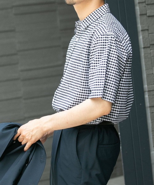 URBAN RESEARCH ROSSO MEN（アーバンリサーチロッソメン）の「『抗菌/消臭』『XXLサイズあり』ハイパフォーマンスオックス半袖シャツ（シャツ/ブラウス・メンズ・インディゴブルー/ストライプ/ネイビー/グリーン系その他/ブルー系その他/グレー/ブラック系その他/ホワイト/ライトブルー/ブラック/グレー系その他・SMALL/MEDIUM/LARGE/X-LARGE/XX-LARGE）」の21枚目の写真