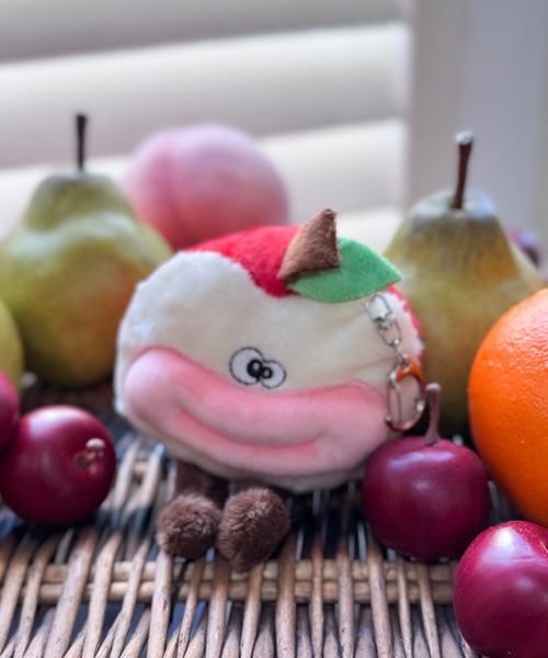 セール】3B43 フルーツ 野菜 ぬいぐるみ 唇マスコットキーホルダー