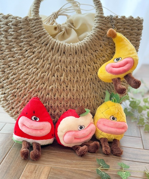 セール】3B43 フルーツ 野菜 ぬいぐるみ 唇マスコットキーホルダー