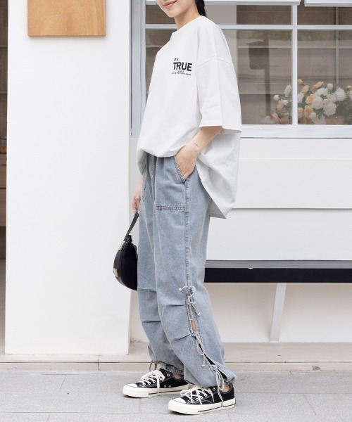 Doux Belle（ドゥーベル）の「サイドリボンバギーデニムパンツ（デニムパンツ・レディース・グレー/ライトブルー・MEDIUM）」の13枚目の写真