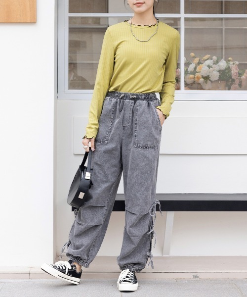 Doux Belle（ドゥーベル）の「サイドリボンバギーデニムパンツ（デニムパンツ・レディース・グレー/ライトブルー・MEDIUM）」の9枚目の写真