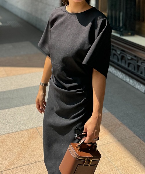 ST.ROONEY(セントルーニー)の「ドレープスリットワンピース【低身長・小柄女性向け】(ワンピース・レディース・ブラック/チャコール/ベージュ・XS)」の20枚目の写真