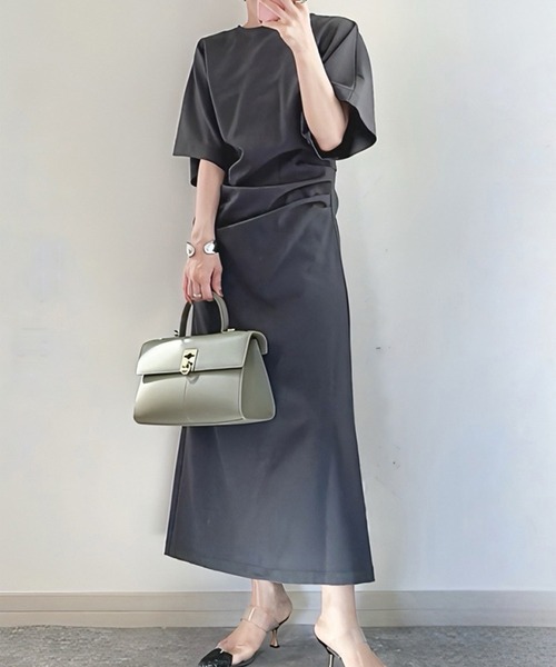 ST.ROONEY(セントルーニー)の「ドレープスリットワンピース【低身長・小柄女性向け】(ワンピース・レディース・ブラック/チャコール/ベージュ・XS)」の10枚目の写真