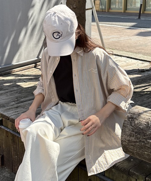 COLONY 2139（コロニートゥーワンスリーナイン）の「ワンポイント刺繍チェックシャツ（シャツ/ブラウス・レディース・ネイビー/ベージュ・FREE）」の2枚目の写真