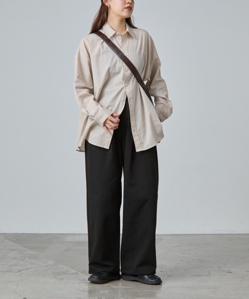 COLONY 2139（コロニートゥーワンスリーナイン）の「ワンポイント刺繍チェックシャツ（シャツ/ブラウス・レディース・ネイビー/ベージュ・FREE）」の9枚目の写真