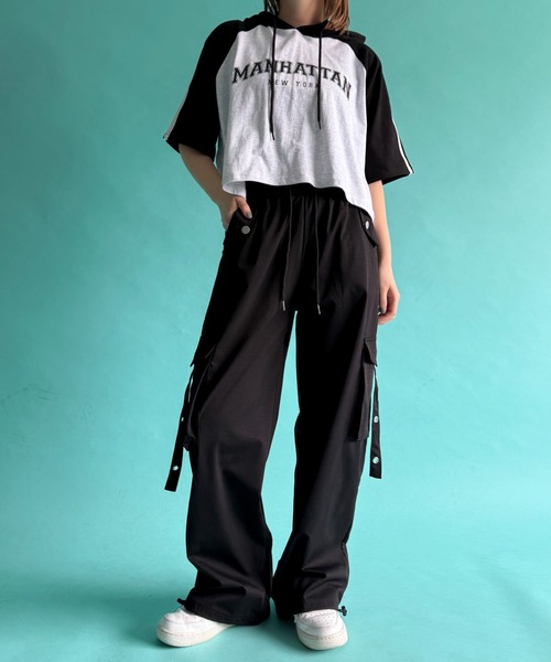 WOND（ウォンド）の「WOND/イージアイレットベルトカーゴパンツ（カーゴパンツ・レディース・ブラック・FREE）」の2枚目の写真