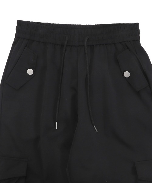 WOND（ウォンド）の「WOND/イージアイレットベルトカーゴパンツ（カーゴパンツ・レディース・ブラック・FREE）」の10枚目の写真