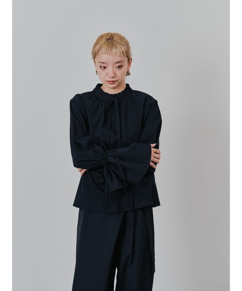 DOLLUPOOPS（ドールアップウップス）の「ボータイ2WAYスリーブブラウス（シャツ/ブラウス・レディース・ブラック/オフホワイト・38）」の19枚目の写真