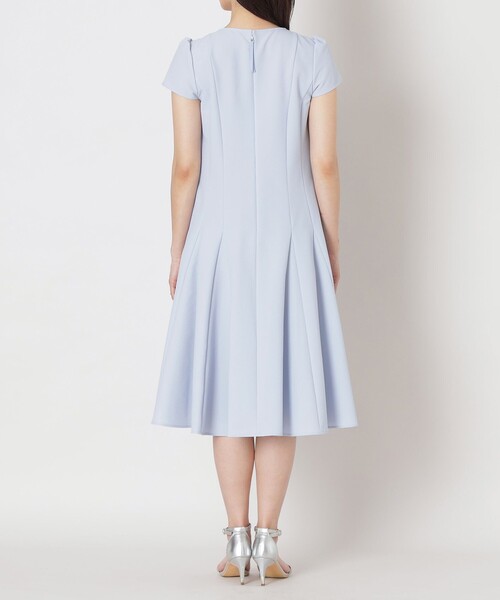 TO BE CHIC(トゥー ビー シック)の「シアサッカー パネルワンピース(ワンピース・レディース・ネイビー/ブルー系その他2・40/38/42)」の7枚目の写真