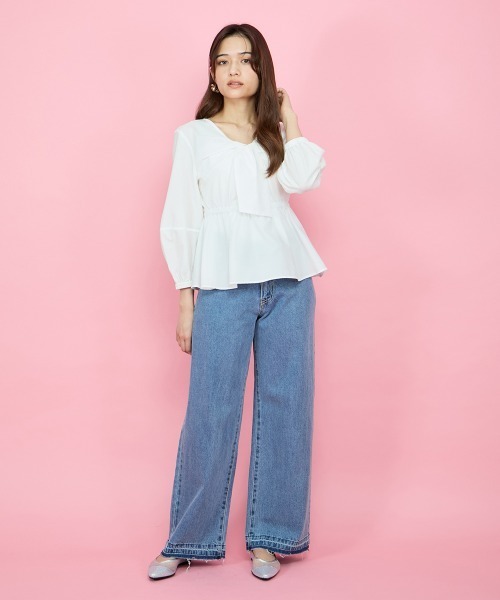 QUEENS COURT(クイーンズコート)の「紐ベルト付デニムワイドパンツ≪手洗い可能≫(デニムパンツ・レディース・ブルー・M)」の4枚目の写真