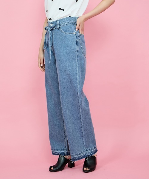 QUEENS COURT(クイーンズコート)の「紐ベルト付デニムワイドパンツ≪手洗い可能≫(デニムパンツ・レディース・ブルー・M)」の21枚目の写真