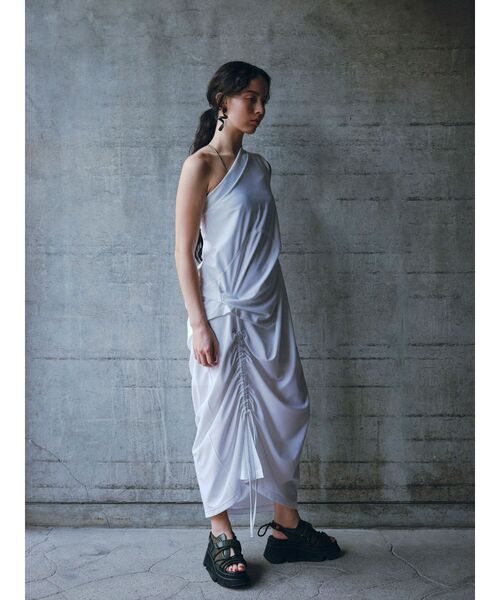 UN3D.（アンスリード）の「T LINE BRA TOP / ティーラインブラトップ（キャミソール・レディース・ブラウン/ブラック/カーキ・36/38）」の5枚目の写真