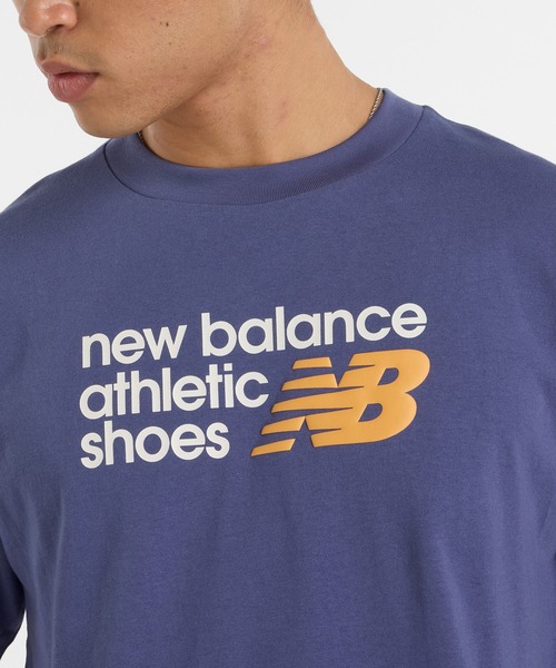 NEW BALANCE（ニューバランス）の「Athletics ロゴ ショートスリーブTシャツ（Tシャツ/カットソー・メンズ・ブルー/セージグリーン・XX-LARGE/X-LARGE/LARGE/MEDIUM/SMALL）」の10枚目の写真