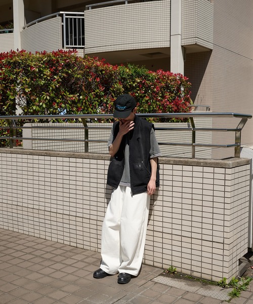 Perushu(ペルーシュ)の「Studded Design Wide Balloon Pants/スタッズデザインワイドバルーンパンツ(デニムパンツ・メンズ・ブラック/インディゴブルー/ホワイト/ブラック系・SMALL/MEDIUM/LARGE)」の16枚目の写真