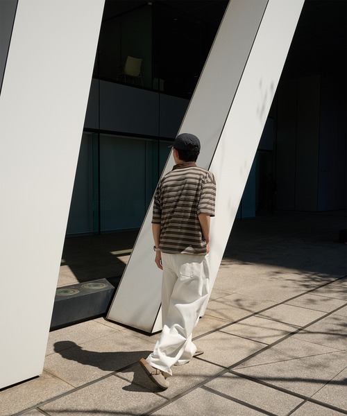 Perushu(ペルーシュ)の「Studded Design Wide Balloon Pants/スタッズデザインワイドバルーンパンツ(デニムパンツ・メンズ・ブラック/インディゴブルー/ホワイト/ブラック系・SMALL/MEDIUM/LARGE)」の8枚目の写真