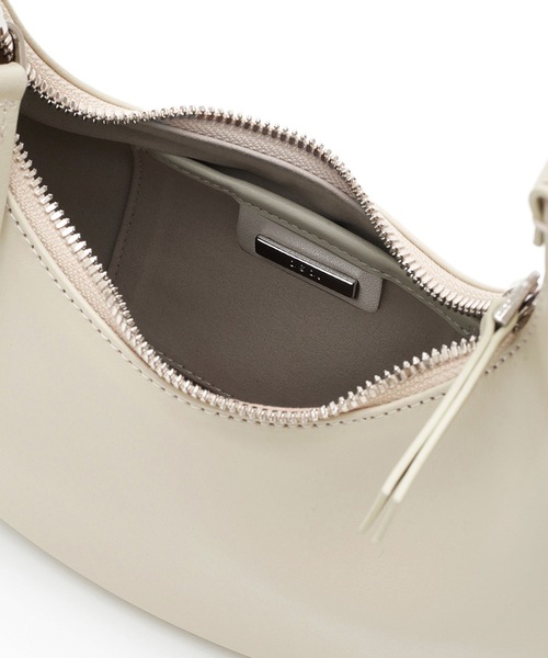 OSOI(オソイ)の「OSOI/オソイ TONI MINI ハンドバック ミニバッグ(ハンドバッグ・レディース・シルバー/クリーム・ONE SIZE)」の12枚目の写真