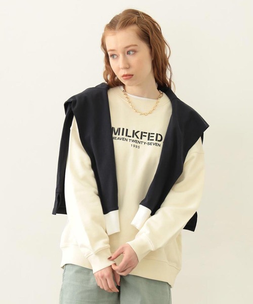 MILKFED.(ミルクフェド)の「STENCIL LOGO WIDE CREW SWEAT TOP(スウェット・レディース・オフホワイト/ブラック/オリーブ・M/L)」の2枚目の写真