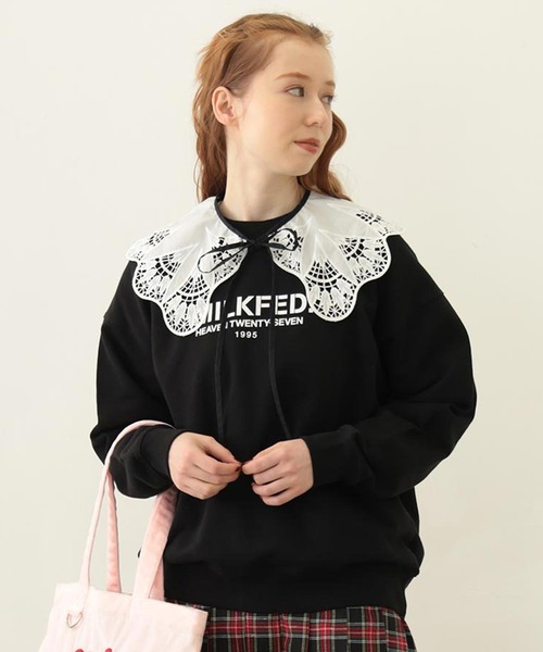 MILKFED.(ミルクフェド)の「STENCIL LOGO WIDE CREW SWEAT TOP(スウェット・レディース・オフホワイト/ブラック/オリーブ・M/L)」の1枚目の写真