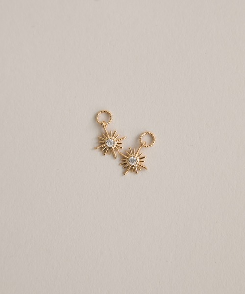 FUULLY STUDIO（フーリィーステューディオ）の「スターストーンチャーム/2個セット（チャーム・レディース・シルバー/ゴールド・FREE）」の4枚目の写真