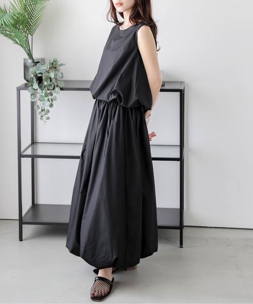 AMELY(エミリー)の「バルーンシルエットセットアップ(セットアップ・レディース・ブラック/ホワイト/ベージュ・フリー)」の15枚目の写真
