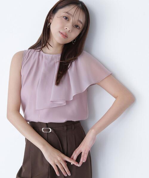 NATURAL BEAUTY BASIC(ナチュラルビューティーベーシック)の「◇アシメフリルシアーブラウス(シャツ/ブラウス・レディース・オフホワイト/ダークブラウン/ピンク・FREE)」の1枚目の写真