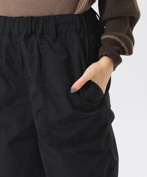 BEAMS BOY（ビームスボーイ）の「ベイカー ジョガー パンツ（その他パンツ・レディース・ブラック/オリーブ・1/0）」の15枚目の写真