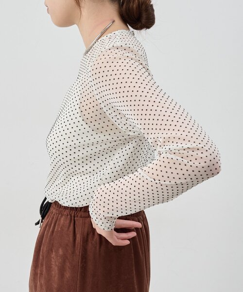 SHENERY（シーナリー）の「シアードットカットソー（Tシャツ/カットソー・レディース・オフホワイト/ブラック/ベージュ・FREE）」の18枚目の写真