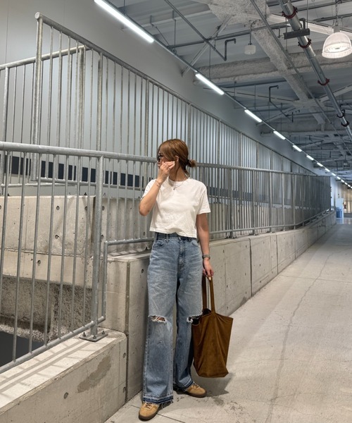 ISOOK(アイスー)の「バックスリットクロップドTシャツ(chiica select) / シンプルトップス 白T 黒T 半袖 ショート丈 短丈 クロップド丈 クルーネック 無地 ホワイト ブラック 白 黒(Tシャツ/カットソー・レディース・ホワイト/ブラック・FREE)」の8枚目の写真