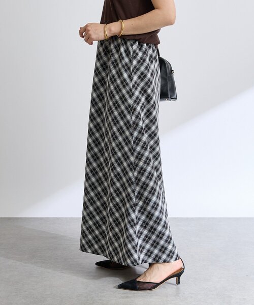 RIVE DROITE(リヴドロワ)の「【鮮度抜群】チェックバイヤススカート(スカート・レディース・ブラック/ブルー・38/36)」の8枚目の写真