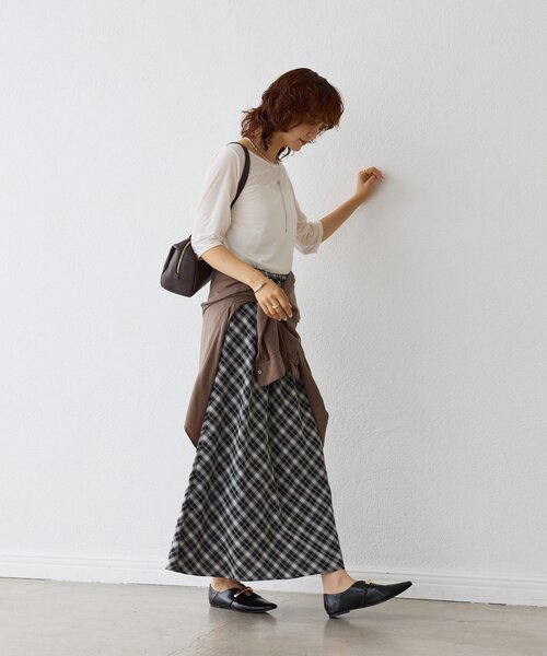 RIVE DROITE(リヴドロワ)の「【鮮度抜群】チェックバイヤススカート(スカート・レディース・ブラック/ブルー・38/36)」の20枚目の写真