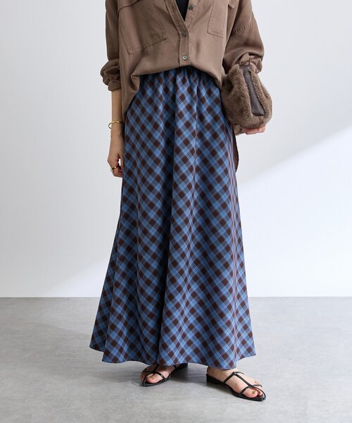 RIVE DROITE(リヴドロワ)の「【鮮度抜群】チェックバイヤススカート(スカート・レディース・ブラック/ブルー・38/36)」の18枚目の写真