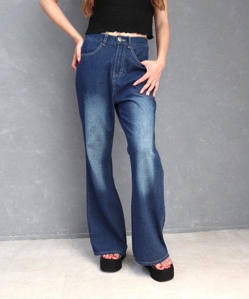 CECIL McBEE(セシルマクビー)の「10ozデニムフレアパンツ(デニムパンツ・レディース・ライトブルー/ブラック/ネイビー・LARGE/MEDIUM)」の5枚目の写真