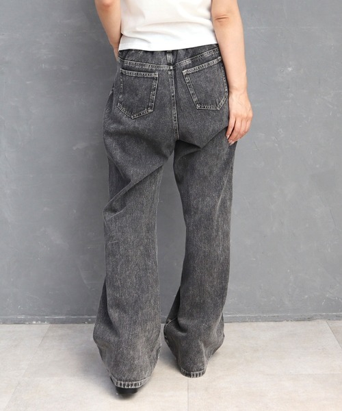 CECIL McBEE(セシルマクビー)の「10ozデニムフレアパンツ(デニムパンツ・レディース・ライトブルー/ブラック/ネイビー・LARGE/MEDIUM)」の16枚目の写真